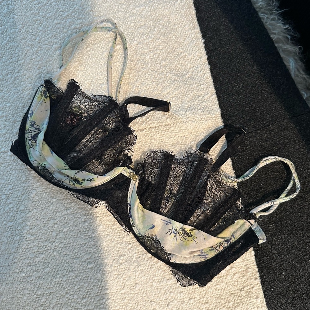 Victoria's Secret Designer Collection bra